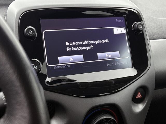 Toyota AYGO 1.0 VVT-i x-play | BTW voertuig | Dealer onderhouden | 1e eigenaar | Apple CarPlay/Android Auto | Airco | Achteruitrijcamera |