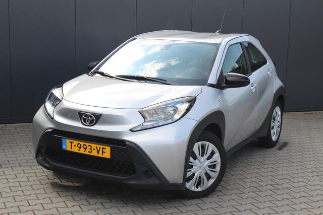 Toyota AYGO X 1.0 VVT-i MT Play | Incl. 12 maanden garantie | Adaptieve cruise control | Airco | Apple carplay/Android auto | DAB radio | Parkeercamera |