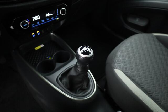 Toyota AYGO X 1.0 VVT-i MT Envy | Rijklaar! | Adapt. Cruise | Two-Tone | Camera | Stoelverw. | Navi | Keyless | Apple CarPlay | All Season