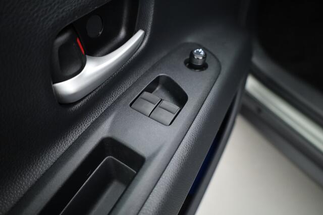 Toyota AYGO X 1.0 VVT-i MT Envy | Rijklaar! | Adapt. Cruise | Two-Tone | Camera | Stoelverw. | Navi | Keyless | Apple CarPlay | All Season