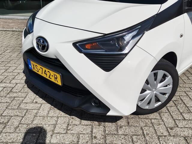 Toyota AYGO 1.0 VVT-i x-fun | NL Auto | Airco | Bluetooth | El. Raambediening |