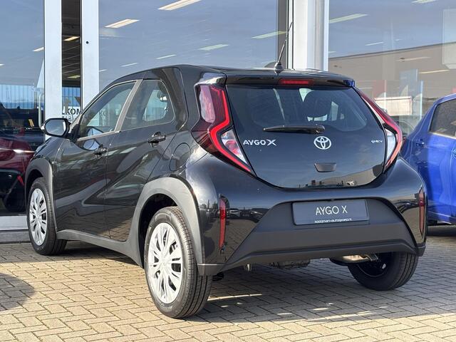Toyota AYGO X Hybrid 115 play / Camera / Apple Carplay / Android auto / Adaptive Cruise Control
