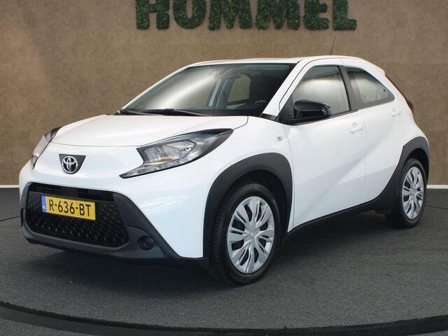 Toyota AYGO X 1.0 VVT-i MT Play - ORIGINEEL NEDERLANDSE AUTO - ACHTERUITRIJCAMERA - AIRCO - APPLE CARPLAY/ANDROID AUTO - CRUISE CONTROL ADAPTIEF - GROOTLICHT ASSISTANT - BLUETOOTH TELEFOONVOORBEREIDING - VOLLEDIG HOMMEL ONDERHOUDEN