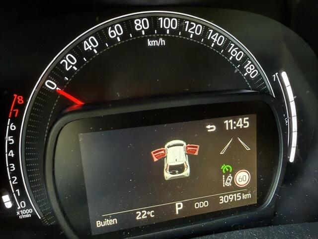 Toyota AYGO X 1.0 VVT-i S-CVT Play