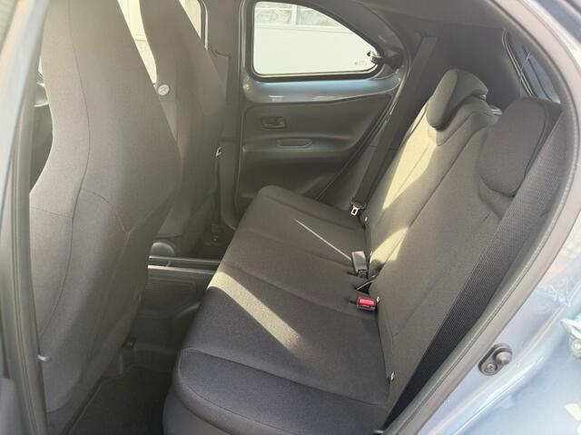 Toyota AYGO HYBRID 1.5 17 Lichtmetaal Stoelverwarming Go pack