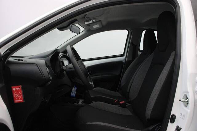 Toyota AYGO 1.0 VVT-i MT - Adaptive Cruise, Airco
