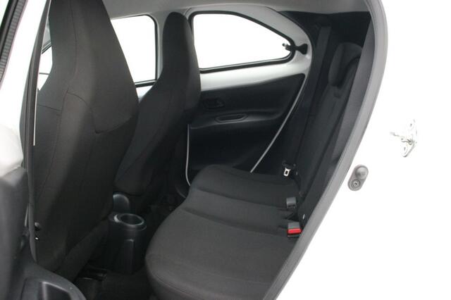 Toyota AYGO 1.0 VVT-i MT - Adaptive Cruise, Airco