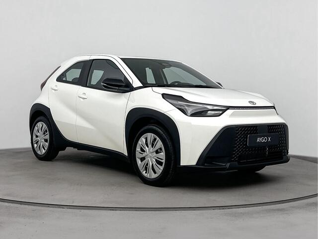 Toyota AYGO X Hybrid 115 play | Apple Carplay & Android Auto | Parkeercamera | Onderweg-naar-dealer*