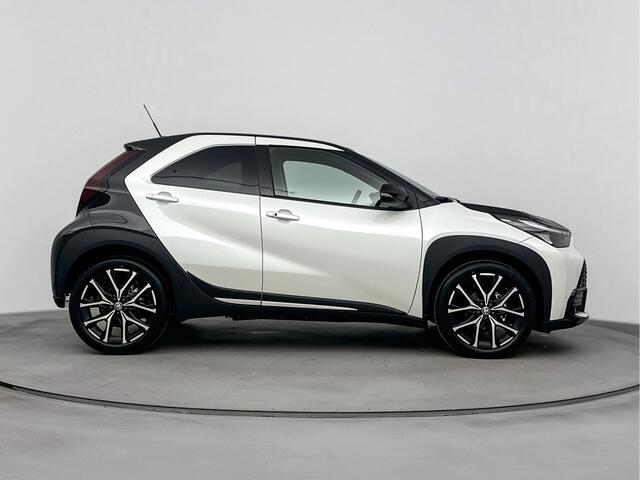 Toyota AYGO X Hybrid 115 GR Sport | Apple Carplay & Android Auto | Parkeercamera | Onderweg-naar-dealer*