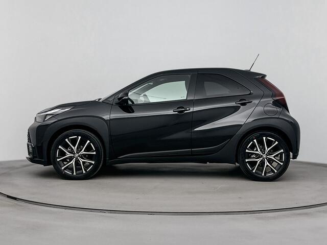 Toyota AYGO X Hybrid 115 GR Sport | Apple Carplay & Android Auto | Parkeercamera | Onderweg-naar-dealer*