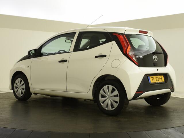 Toyota AYGO 1.0 VVT-i x-fun | Bluetooth | Airco