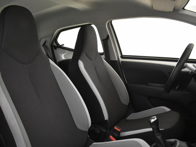 Toyota AYGO 1.0 VVT-i x-nav | Navigatie | Camera | Carplay/Androidauto