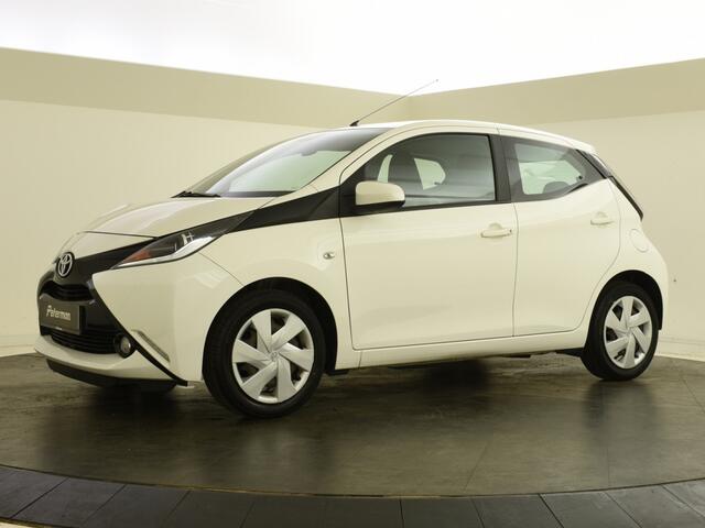Toyota AYGO 1.0 VVT-i x-nav | Navigatie | Camera | Carplay/Androidauto
