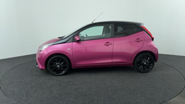 Toyota AYGO 1.0 VVT-i x-cite