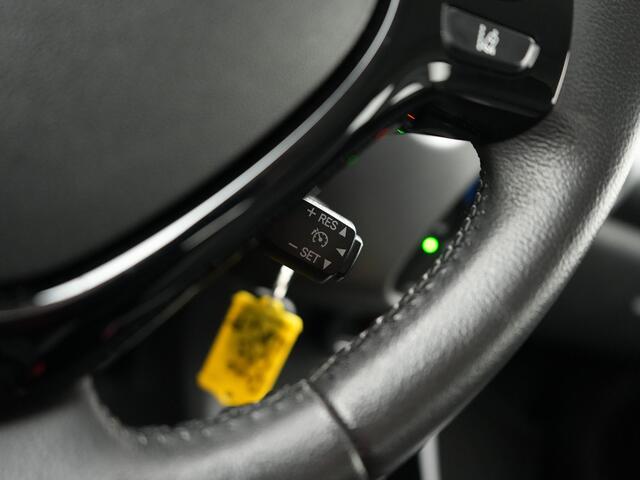 Toyota AYGO 1.0 VVT-i x-play | NL Auto | Dealer Onderhouden | Achteruitrijcamera |