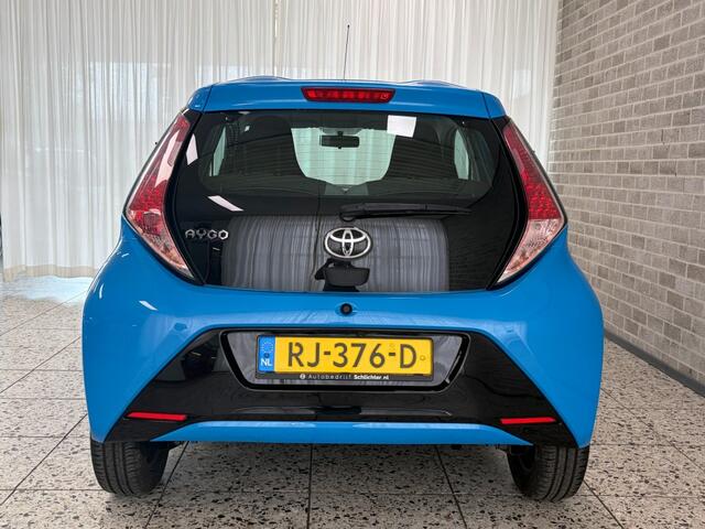 Toyota AYGO 1.0 X-Play Airco/Cruise/Navigatie/Achteruitrijcamera
