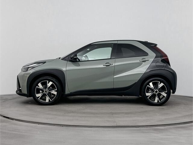 Toyota AYGO X Hybrid 115 pulse | Apple Carplay & Android Auto | Parkeercamera | Onderweg-naar-dealer*