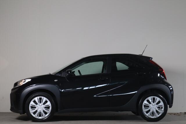 Toyota AYGO X 1.0 VVT-i MT Play - NL Auto!! Adap Cruise I Camera I Apple