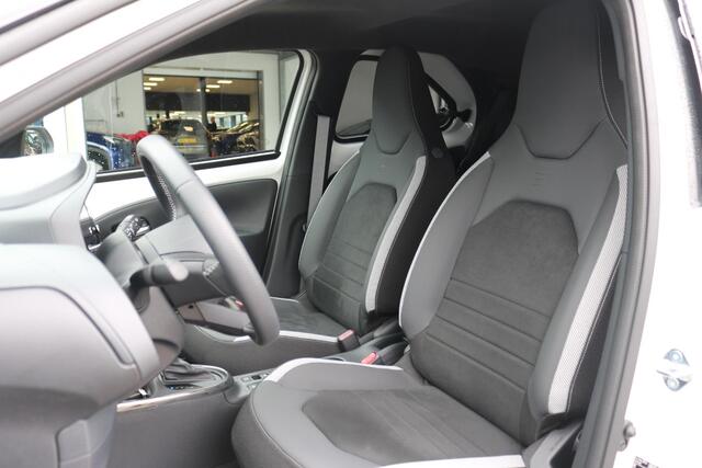 Toyota AYGO X Hybrid 115 Hybrid GR Sport , Stoelverwarming, JBL audio met Subwoofer, Keyles entree, Suede Bekleding, Intelligente Parkeer sensoren, Gr Uitvoering