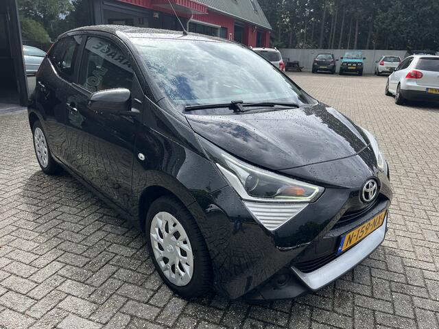 Toyota AYGO 1.0 VVT-i x-play All-Season/Apple/Beurt/Camera