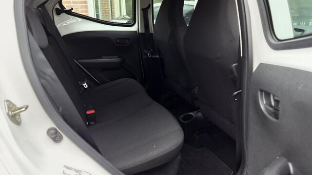 Toyota AYGO 1.0 VVT-i x-fun, Airco, Bluetooth, NL Auto!