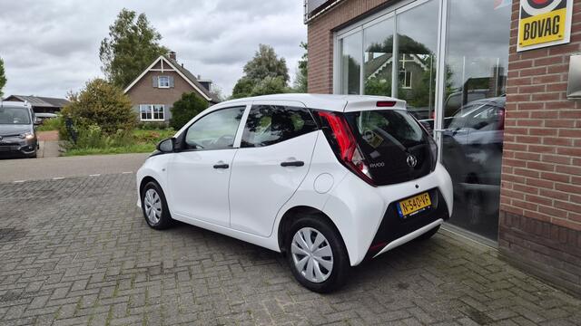 Toyota AYGO 1.0 VVT-i x-fun, Airco, Bluetooth, NL Auto!