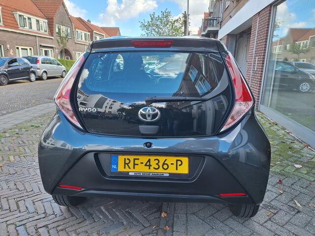 Toyota AYGO 1.0 VVT-i X-Fun 5Drs /67.000 Km/Airco/Bluetooth/Garantie