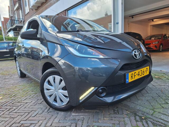 Toyota AYGO 1.0 VVT-i X-Fun 5Drs /67.000 Km/Airco/Bluetooth/Garantie