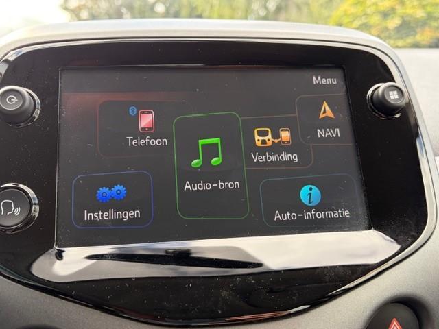 Toyota AYGO 1.0 VVT-i x-play Navigatie full map/ carplay/android