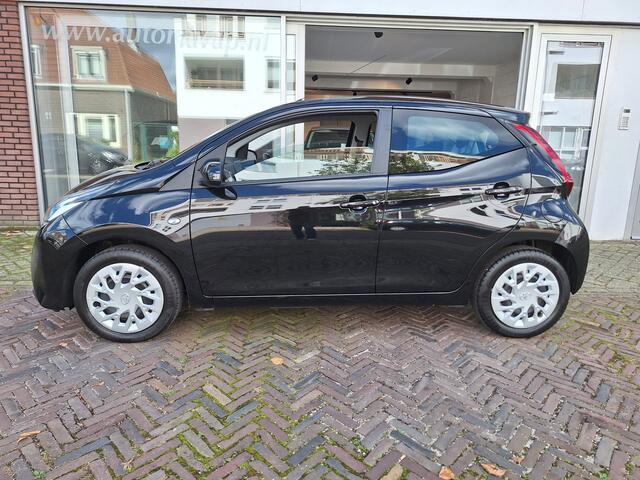 Toyota AYGO 1.0 VVT-i X-Play Limited 5Drs /Camera/Navi/Apple/Android/1e Eig/Garantie