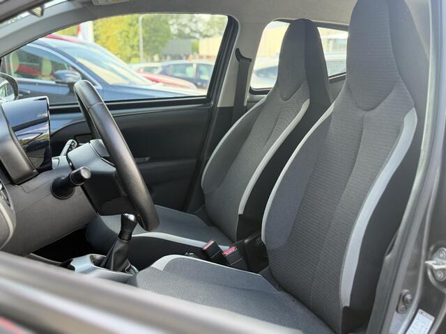 Toyota AYGO 1.0 VVT-i x-play - Apple Carplay/Android Auto - Airconditioning