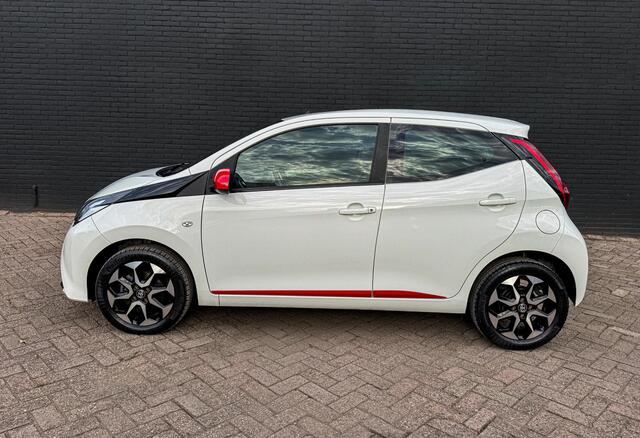 Toyota AYGO 1.0 VVT-i x-play