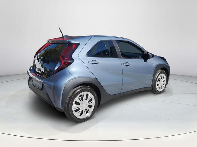 Toyota AYGO X 1.0 VVT-i MT Play