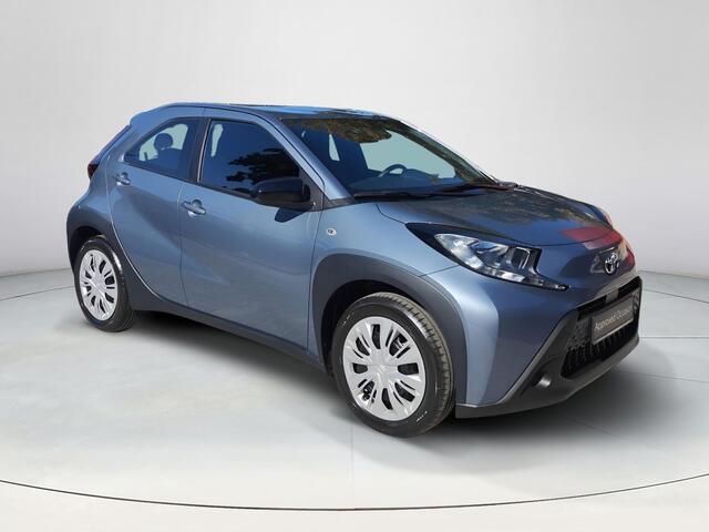 Toyota AYGO X 1.0 VVT-i MT Play