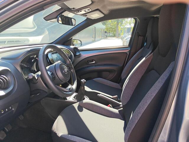 Toyota AYGO X 1.0 VVT-i MT Play