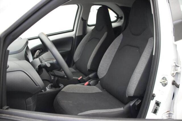 Toyota AYGO 1.0 VVT-i MT - Carplay, adaptive Cruise, Airco