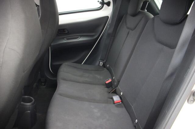 Toyota AYGO 1.0 VVT-i MT - Carplay, adaptive Cruise, Airco