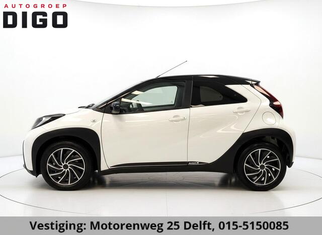 Toyota AYGO X 1.0 AUTOMAAT BI-TONE GARANTIE TOT 08-2032! . ACHTERUITRIJ CAMERA . SLECHTS 38.000 KM . APPLE CARPLAY & ANDRIOD AUTO