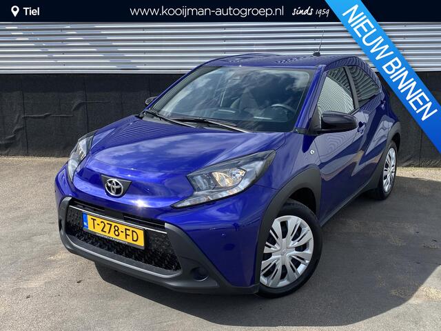Toyota AYGO X 1.0 VVT-i S-CVT Play Lage KM stand, achteruitrij camera, parkeersensoren, navigatie Apple CarPlay/Android auto, adaptieve cruise control