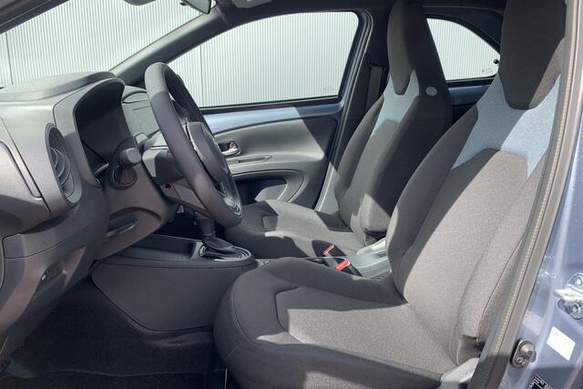 Toyota AYGO X Hybrid 115 play Go Pack / Direct Leverbaar! / Nu €1.500 inruilpremie!