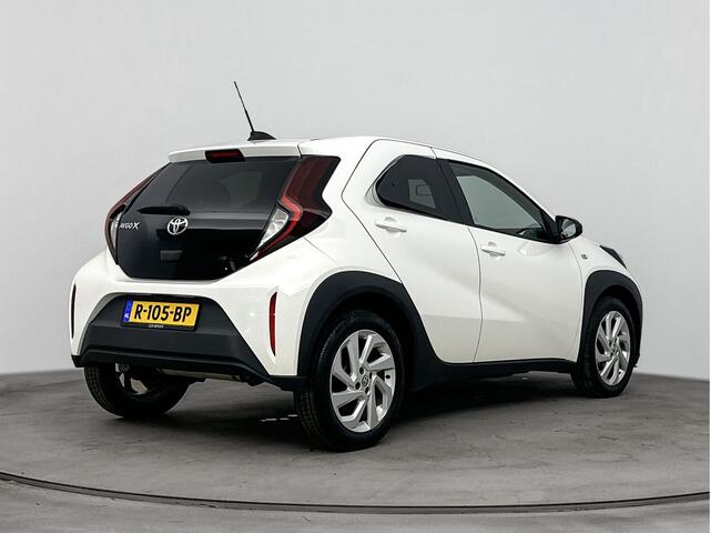 Toyota AYGO X 1.0 VVT-i MT First | Climate Control | Parkeercamera | Apple Carplay-Android Auto |