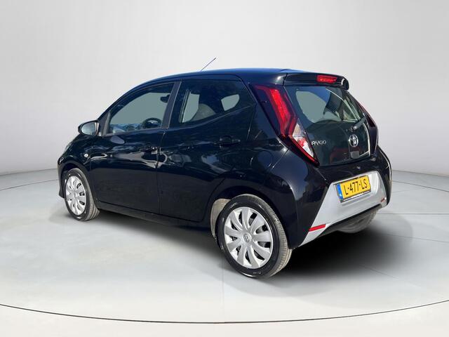 Toyota AYGO 1.0 VVT-i x-play | 5 deurs | Carplay | Airconditioning | Parkeercamera |