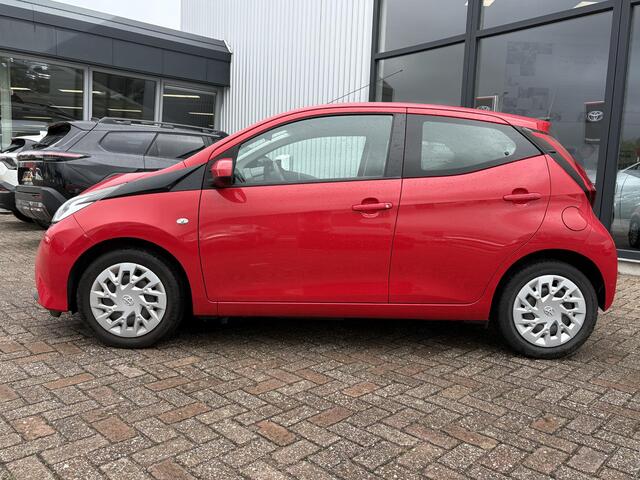 Toyota AYGO 1.0 VVT-i x-play limited