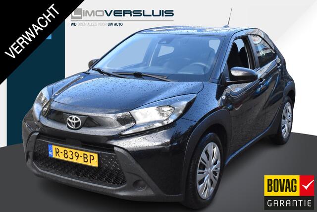 Toyota AYGO X 1.0 VVT-i MT Play 1e Eigenaar | Carplay Navigatie | Camera | Airco | Adaptieve Cruise | 12 mnd BOVAG garantie | Whatsapp 06-53188999