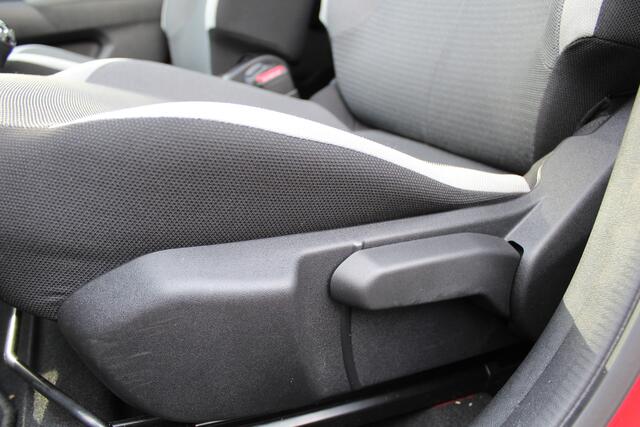 Toyota AYGO 1.0 VVT-i x-Play Automaat | Rijklaar | Apple/Android | Camera | DAB | NL-auto | Dealer onderhouden