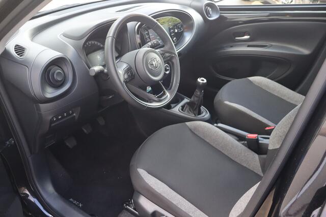 Toyota AYGO X 1.0 VVT-i MT Play - NL Auto!! Adap Cruise I Camera I Airco
