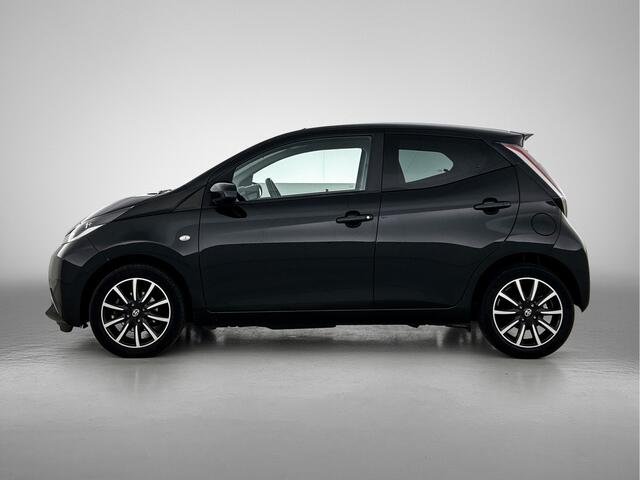 Toyota AYGO 1.0 VVT-i x-sport