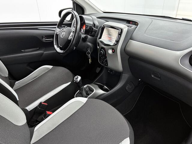 Toyota AYGO 1.0 VVT-i x-sport