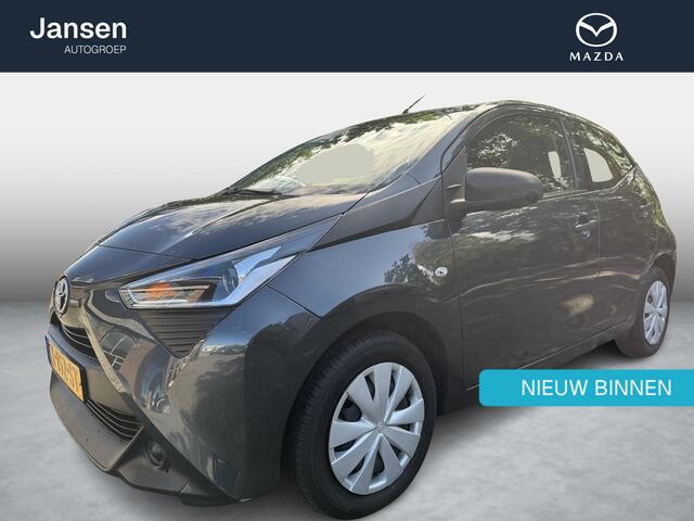 Toyota AYGO 1.0 VVT-i x-fun