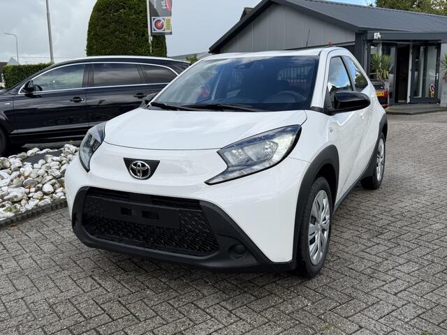Toyota AYGO X Business Edition Automaat Camera 2025 NIEUW